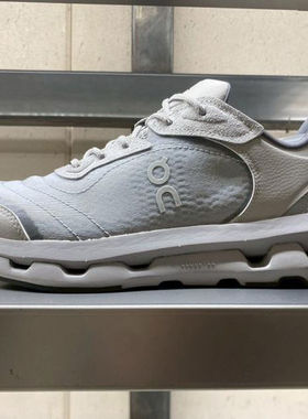 日本代购直邮On Cloudzone Moon 1 跑鞋运动鞋舒适男女款