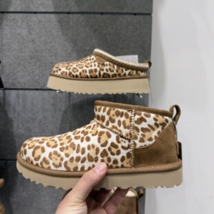 日本代购直邮UGG W CLASSIC ULTRA MINI PLAINS LEOPARD雪地靴女