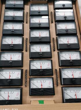 横河YOGAWA电流表，2096A37-A35-N-B-BS,FS 5A,整盒