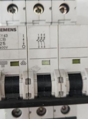 议价机西门子   5SY43 MCB    C25       3P
