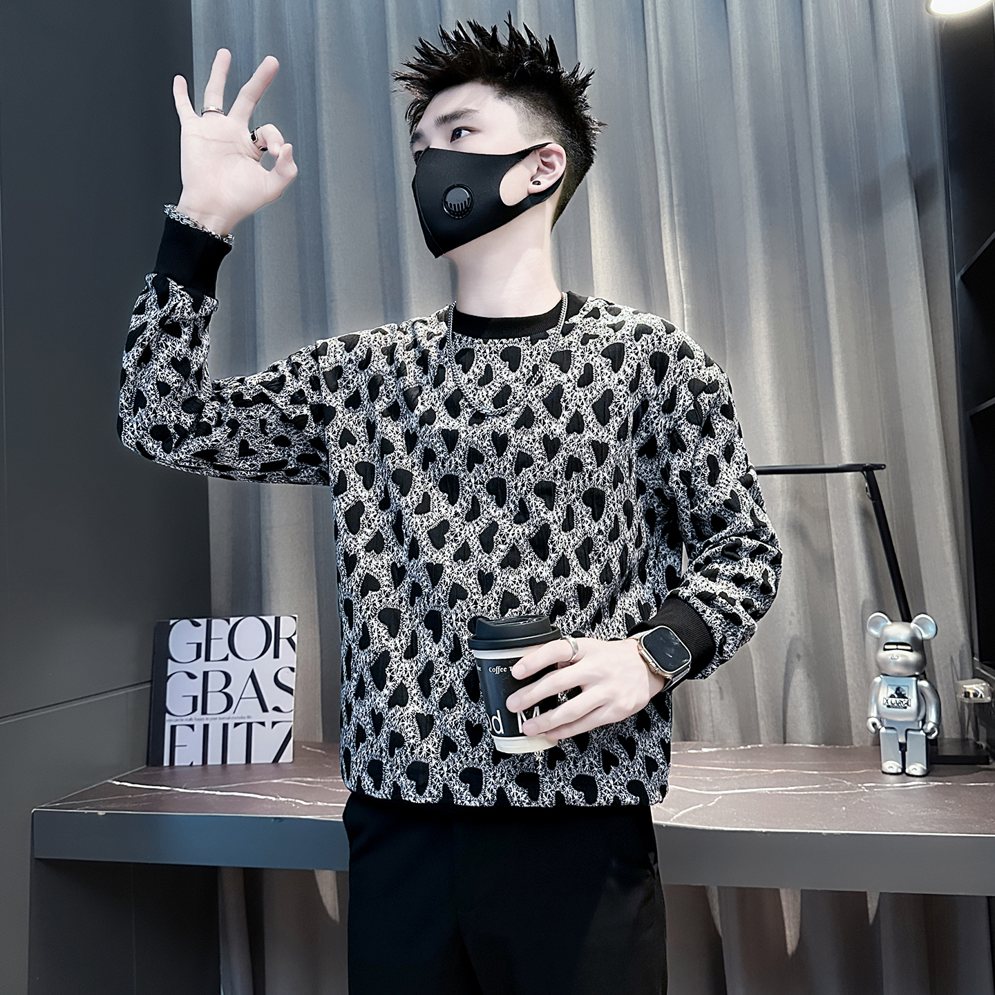 小码修身提花圆领卫衣