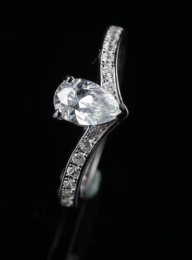 正品D色莫桑钻925纯银尚美水滴戒指情侣求婚结婚钻戒皇冠白鹭百搭