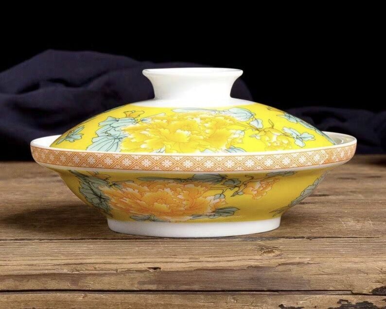 景德镇粉彩带盖瓷器实用餐具套装