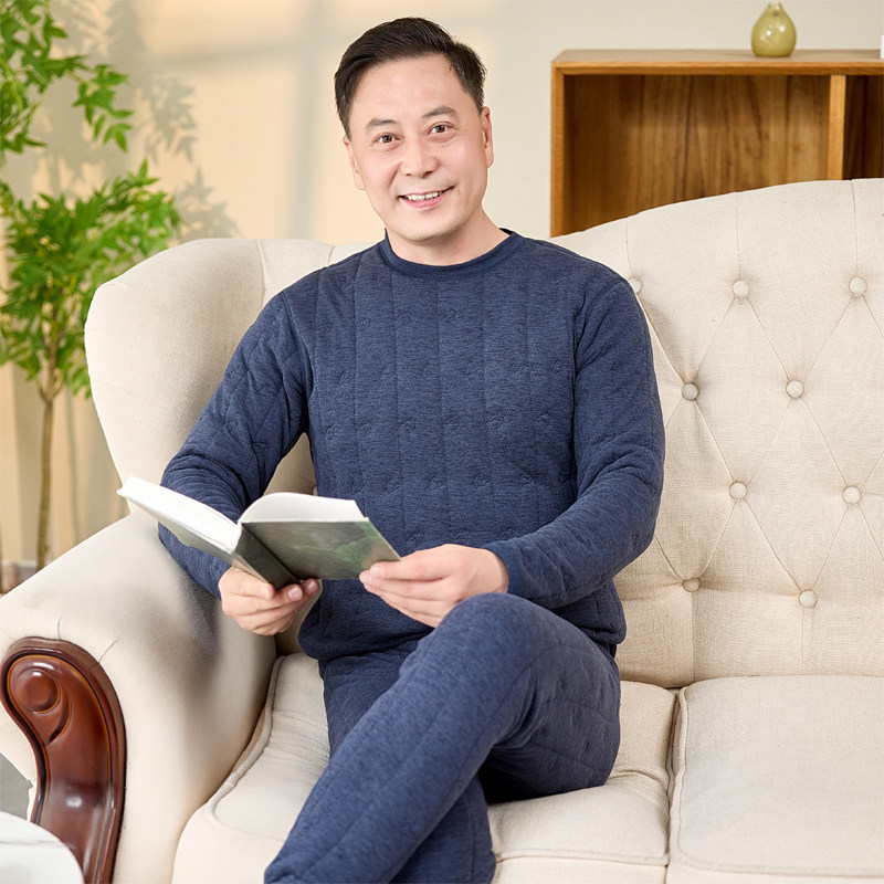 男式冬季加绒加厚保暖套装三层夹棉中领家居服时尚压花亲肤内衣男