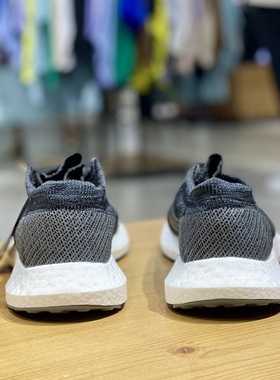 Adidas/阿迪达斯情侣鞋Pb夏季透气舒适耐磨减震回弹跑步鞋AH2319