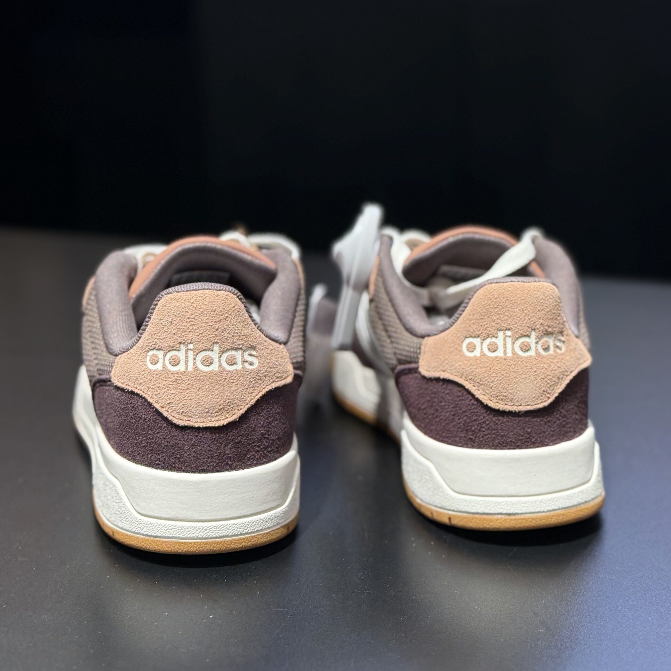 Adidas/阿迪达斯男子秋冬季少年新款感复古低帮篮球鞋板鞋 JR8321
