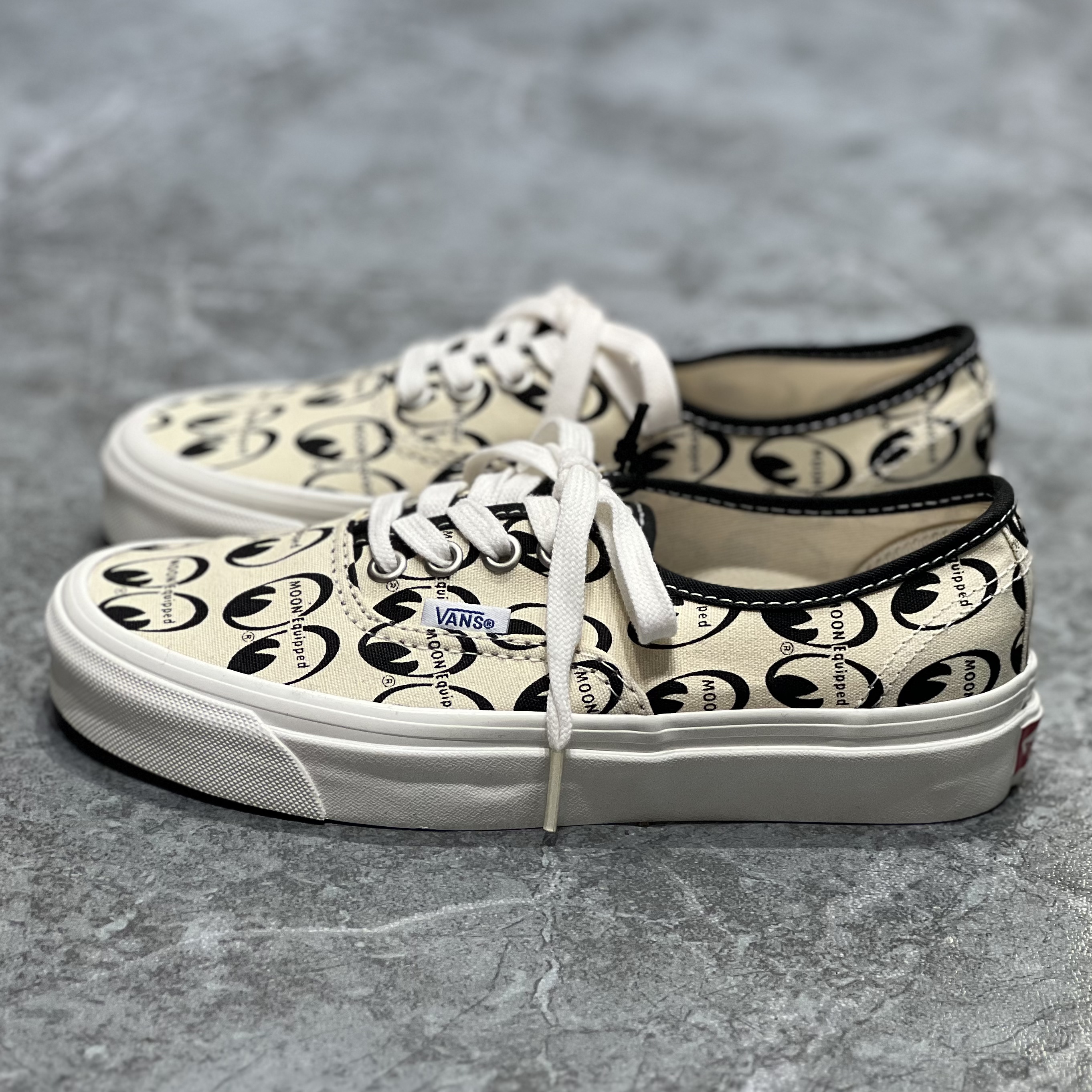 VANS Style44安纳海姆大眼睛耐磨休闲运动帆布滑板鞋VN0A5K