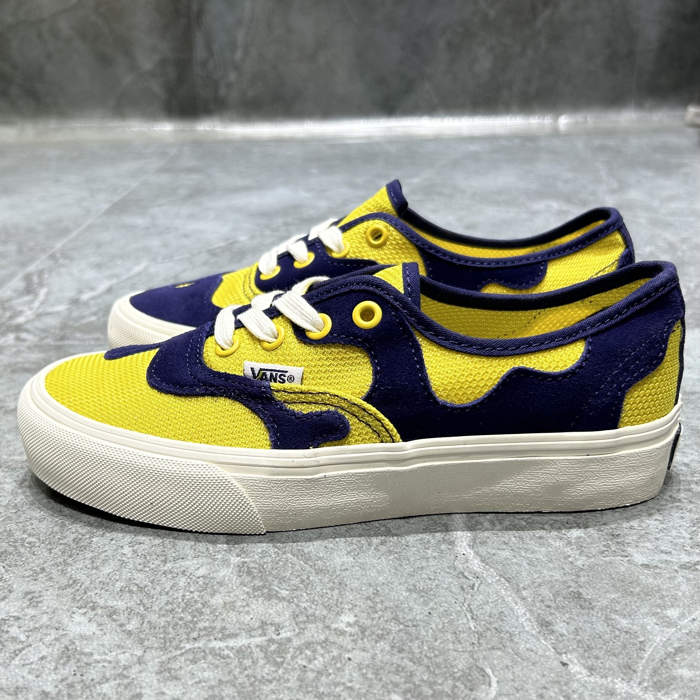 Vans Automatic男女同款鸳鸯拼接休闲舒适低帮板鞋子VN0005WQBLU