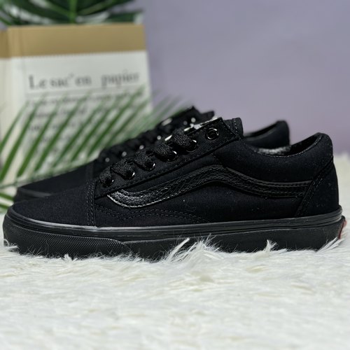 Vans Old Skool男女同款时尚百搭低帮纯黑色休闲板鞋VN000D3HBKA
