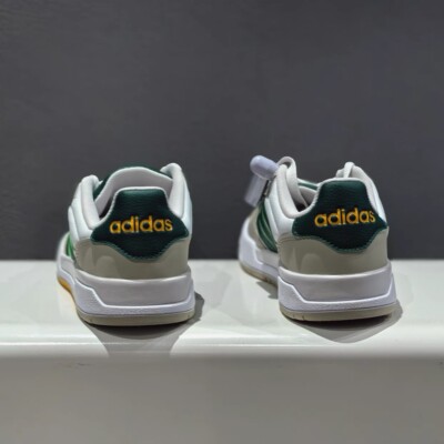 时尚运动鞋阿迪达斯系带男女