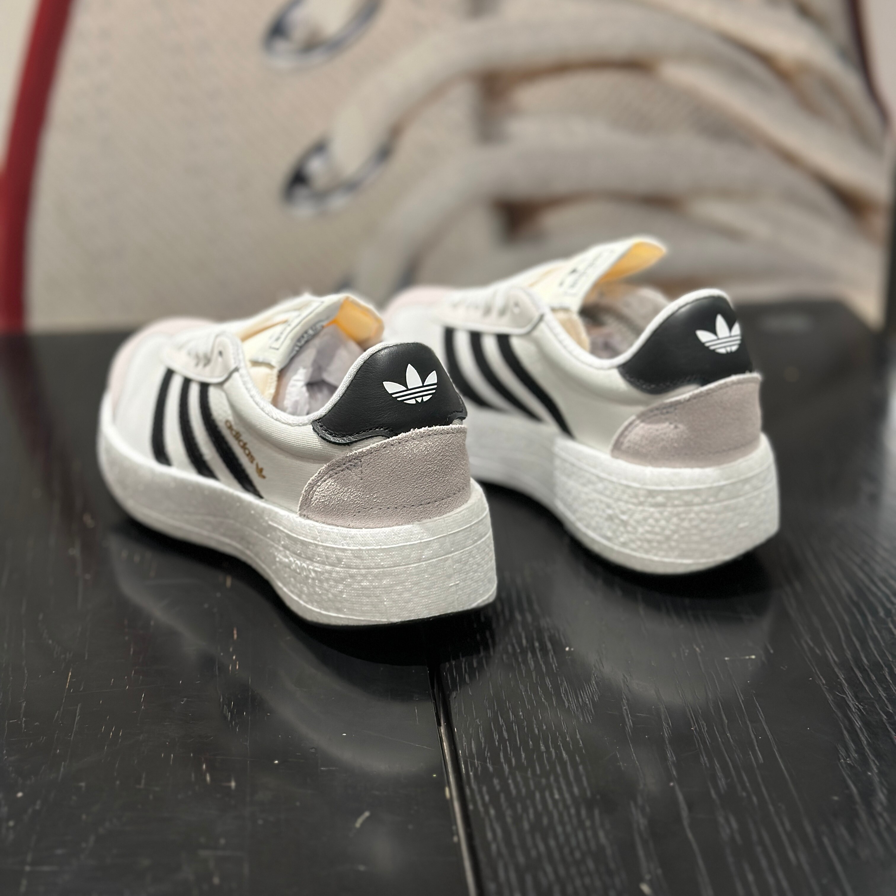 【坏蛋】adidas/阿迪达斯夏男女情侣百搭舒适厚底运动鞋JI0831
