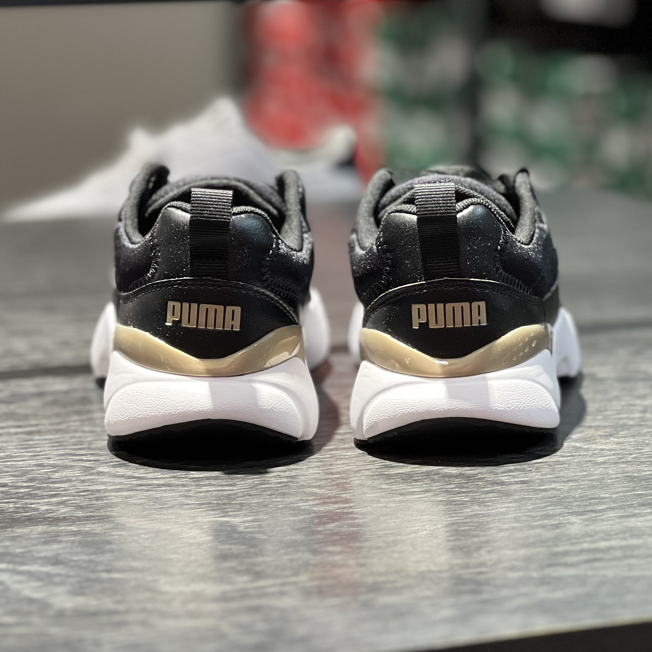 坏蛋的店彪马/puma lia 女休闲透气运动鞋复古老爹鞋371734