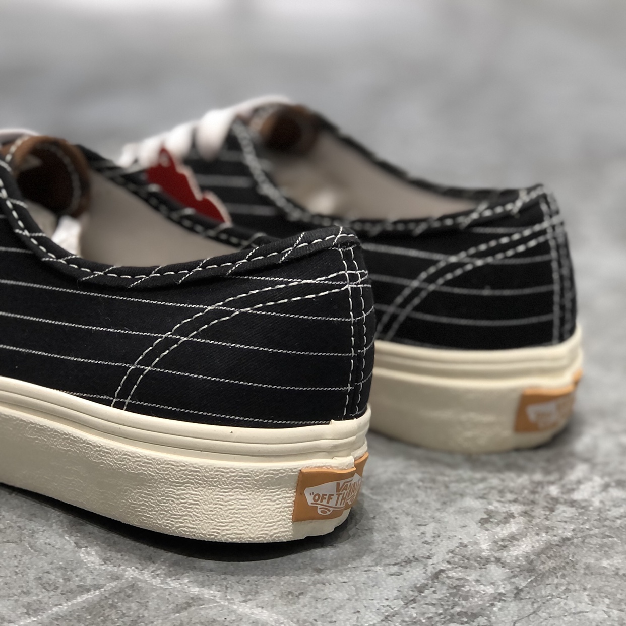 VANS男女情侣款aut撞色拼接低帮帆布鞋复古条纹板鞋子VN0A5KRD8D8