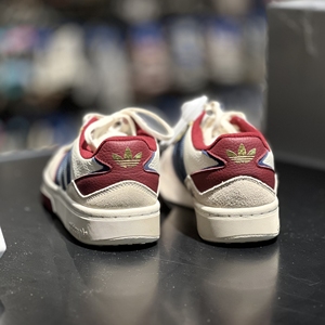 坏蛋的店 Adidas/阿迪达斯秋冬季经典轻便低帮休闲运动板鞋ID0560