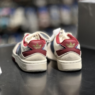 坏蛋的店 Adidas/阿迪达斯秋冬季经典轻便低帮休闲运动板鞋ID0560