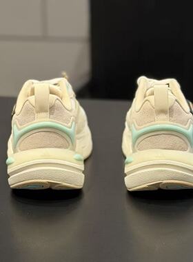 阿迪达斯女鞋CLIMAWARM暖风厚底休闲老爹鞋低帮轻便跑步鞋IH0474