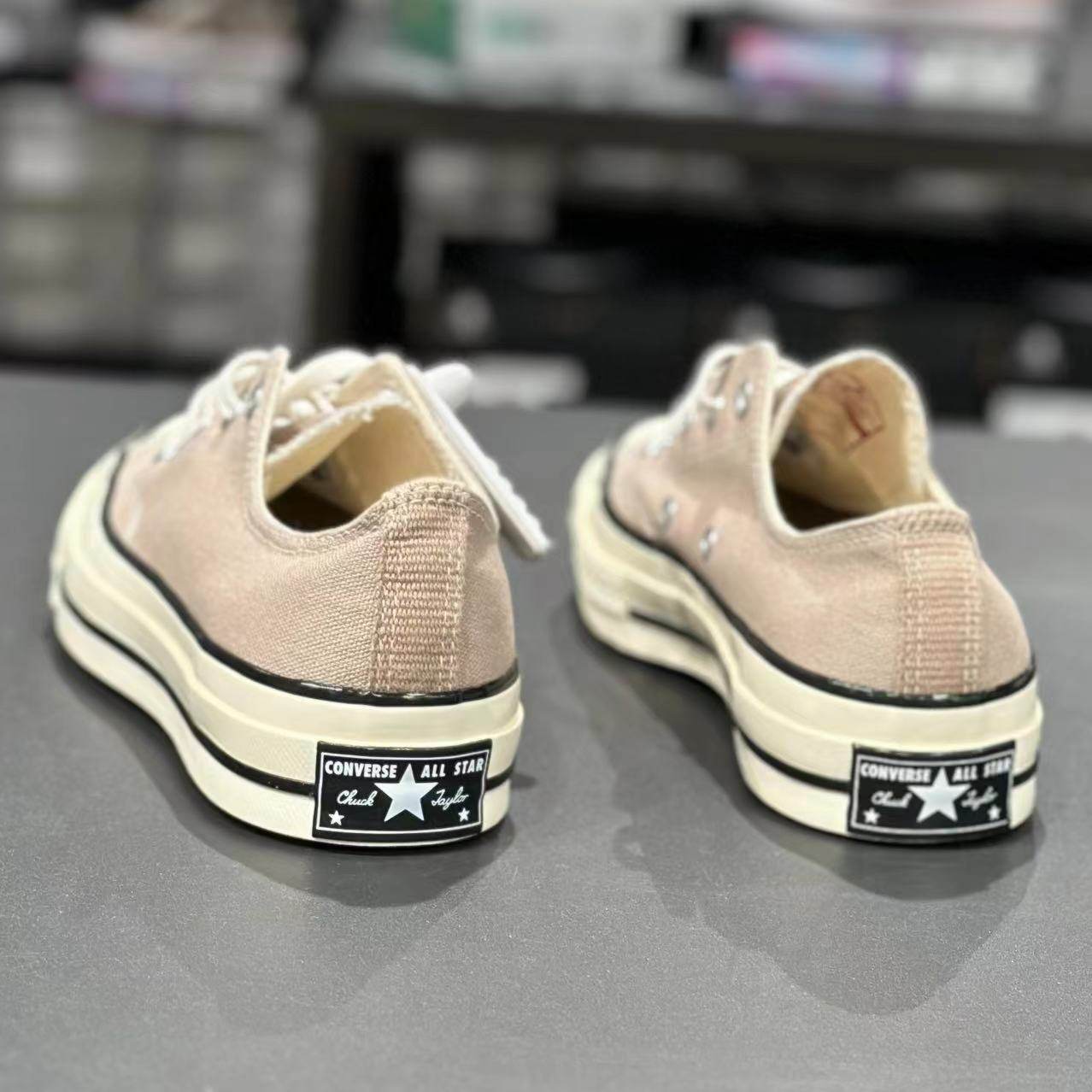 【单依纯同款】匡威情侣款1970S低帮杏仁棕浅咖啡色帆布鞋A06523C