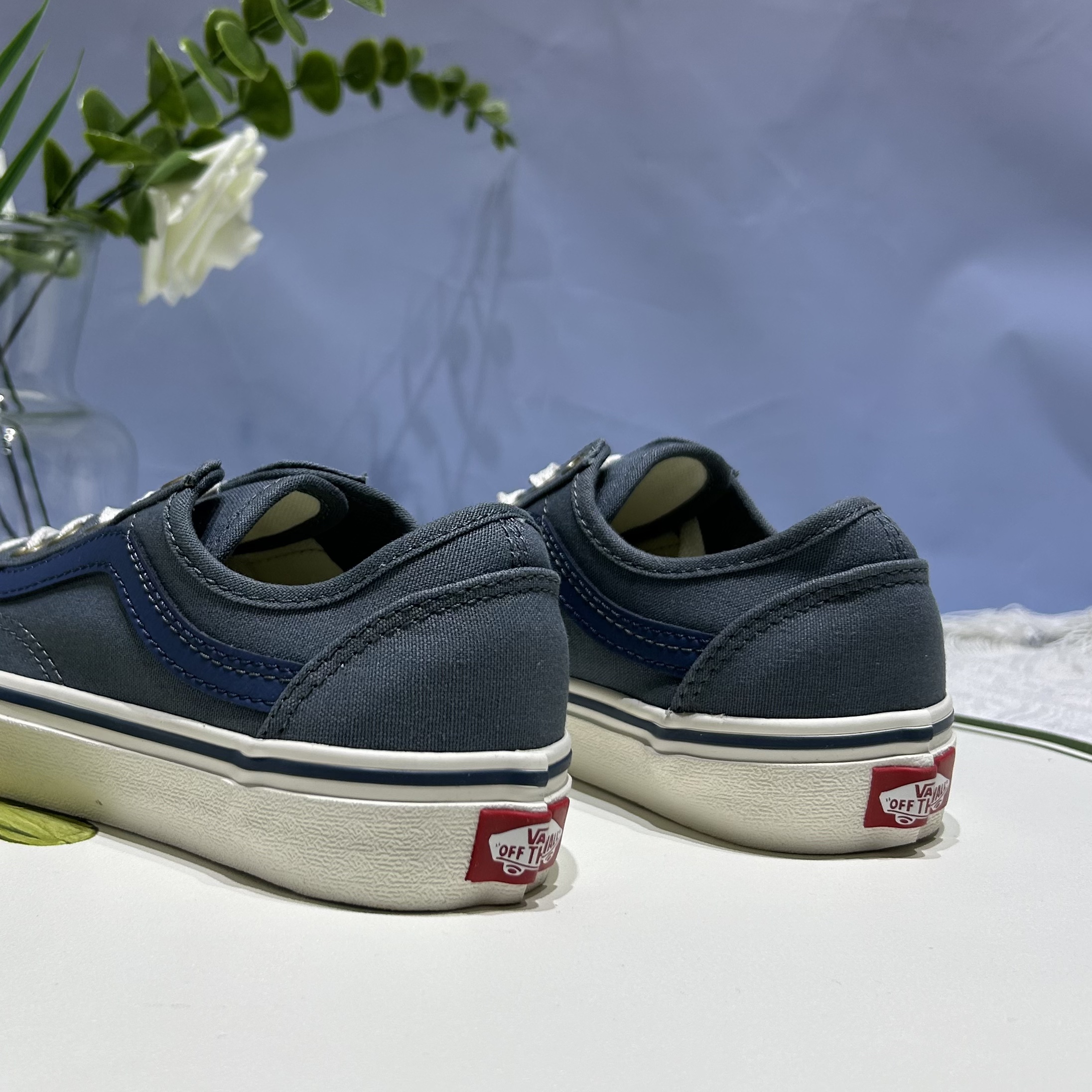 Vans Style 36时尚百搭牛仔蓝男女同款低帮帆布板鞋VN0007R27Z2