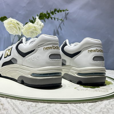 New Balance 1700春秋百搭美拉德色系男女同款低帮板鞋CM1700WE