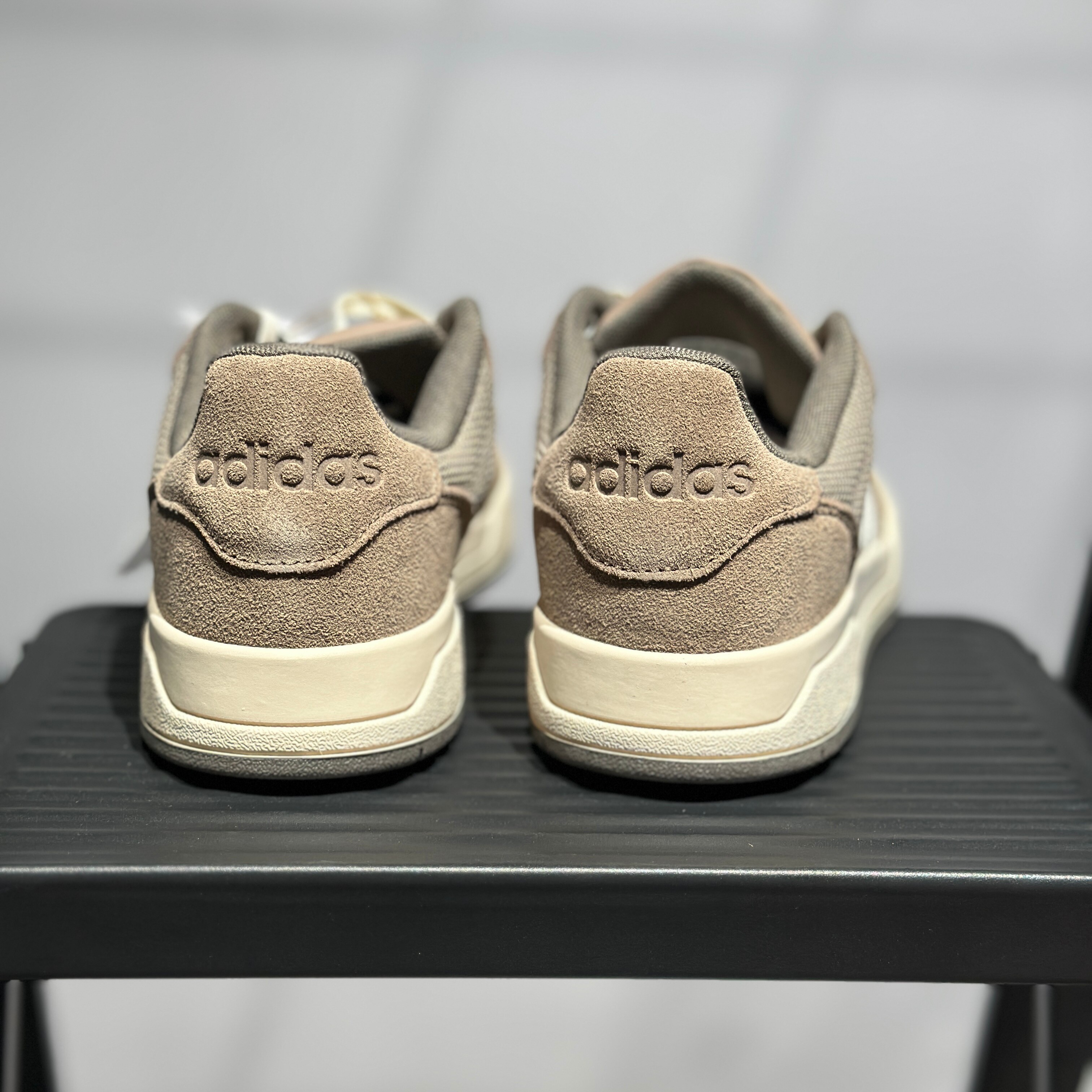 【坏蛋】adidas/阿迪达斯春夏男低帮舒适尚低帮复古板鞋KI8457