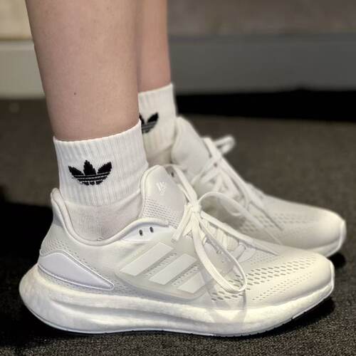 Adidas 阿迪达斯 PureBoost 女子减震舒适透气运动跑步鞋 GZ5181