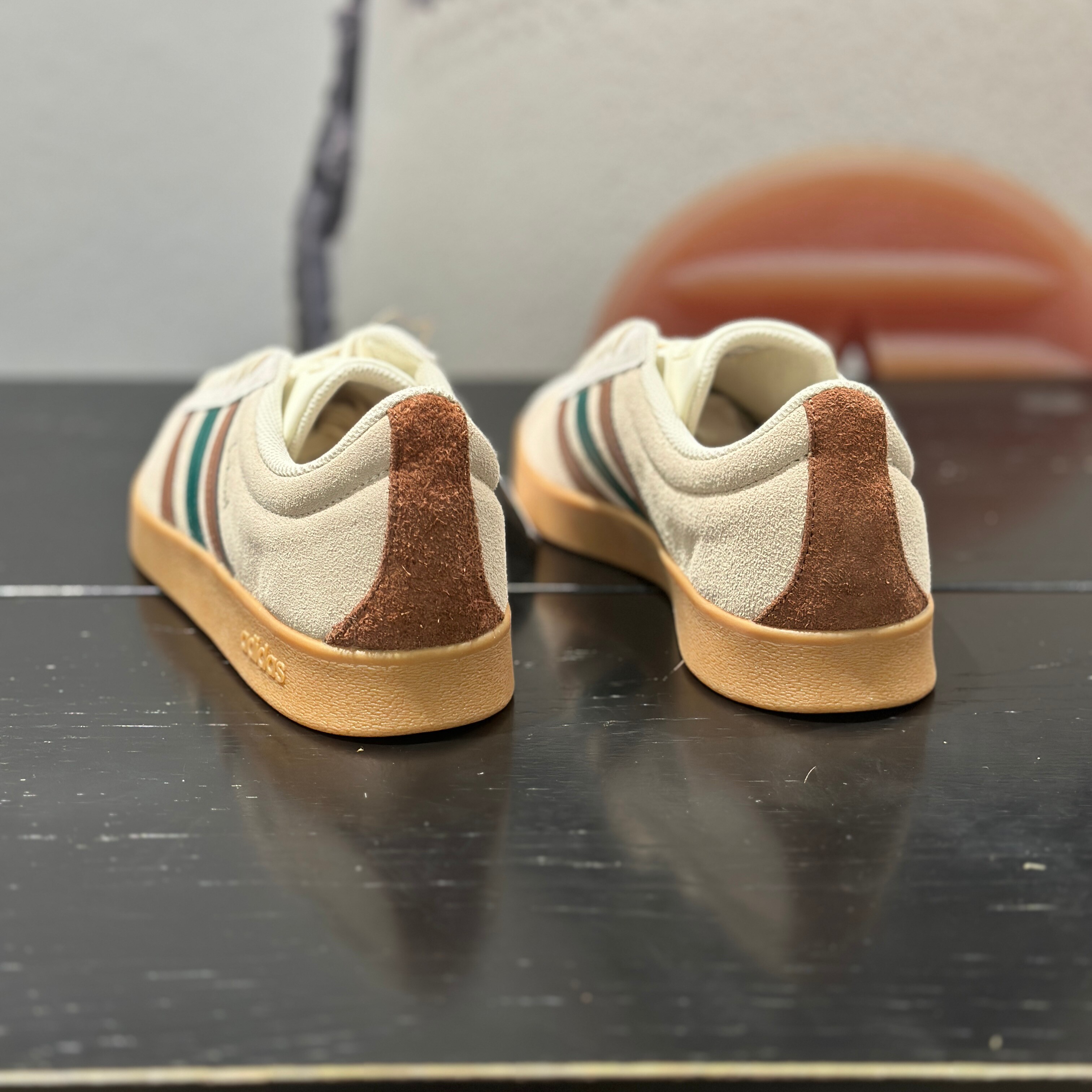 【坏蛋】adidas/阿迪达斯夏款夏经典撞色运动低帮休闲板鞋JR8319
