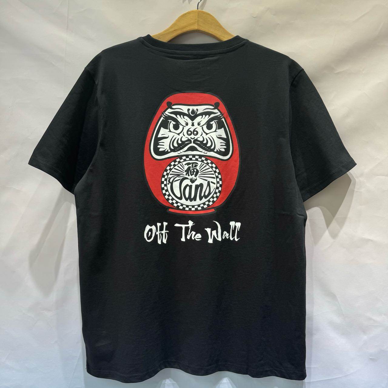 Vans潮流百搭招福达摩印花大logo男女同款黑色短袖T恤VN000NUUBLK,运动服/休闲服装,运动T恤,淘宝优惠券,粉丝福利购,淘宝优惠卷