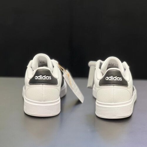 ADIDAS/阿迪达斯男子款新款轻便透气休闲运动鞋低帮板鞋 GW9195