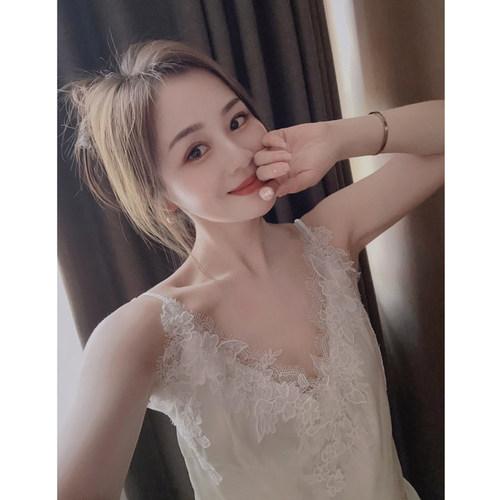 人丝面料精美蕾丝内搭吊带