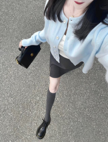 灰色小腿袜女棉中高筒纯色及膝袜