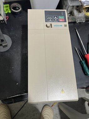 二手伟创变频器AC10-T3-7R5G-B 7.5KW 380V功能包好 VEICHI