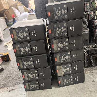 二手9新丹佛斯变频器FC-051 1.5KW 380V 133F0020 VLT MicroDrive