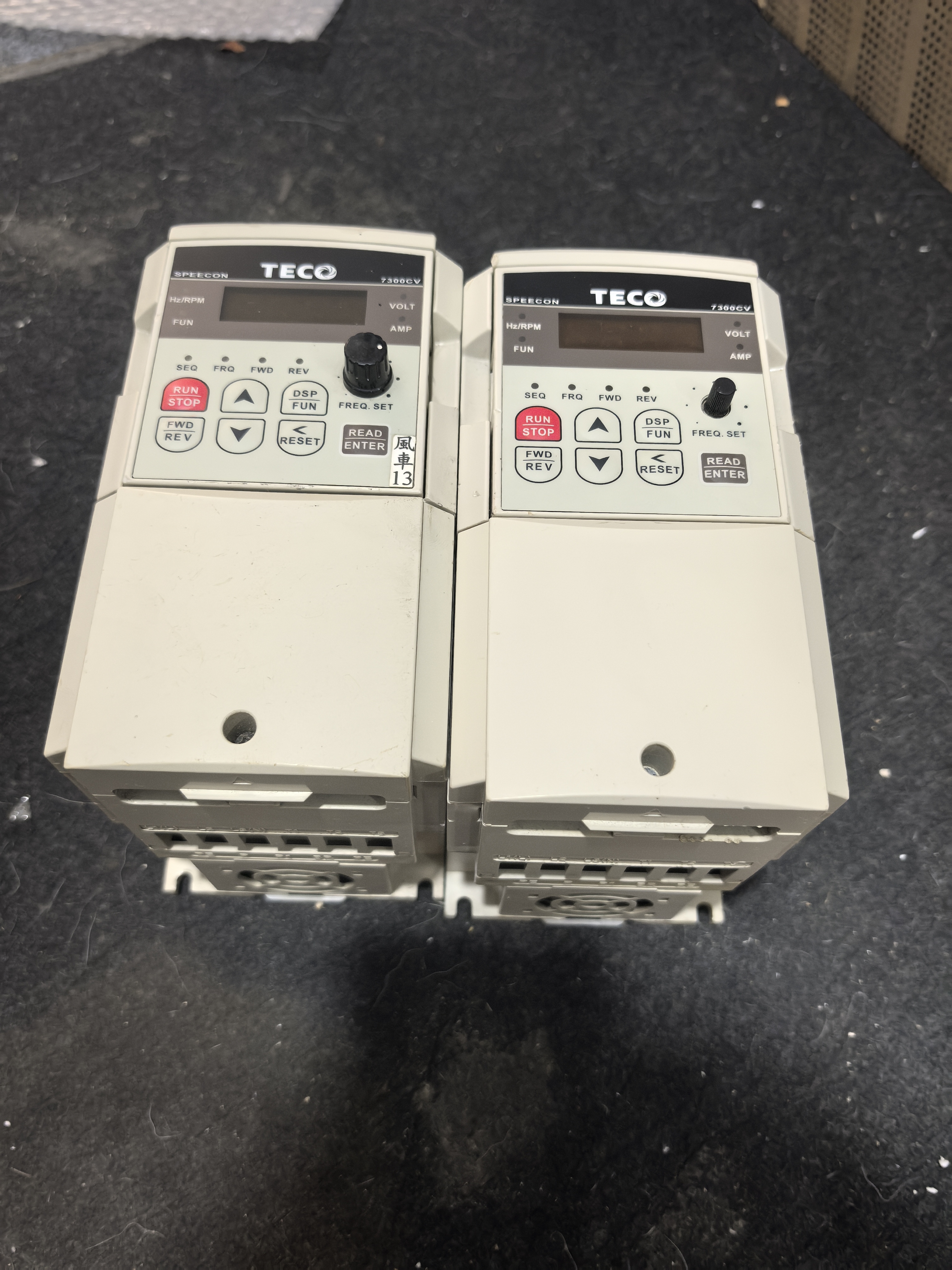 东元7300CV变频器1.5KW 220V JNTHBCBA0002BC-U- 三相220V TECO