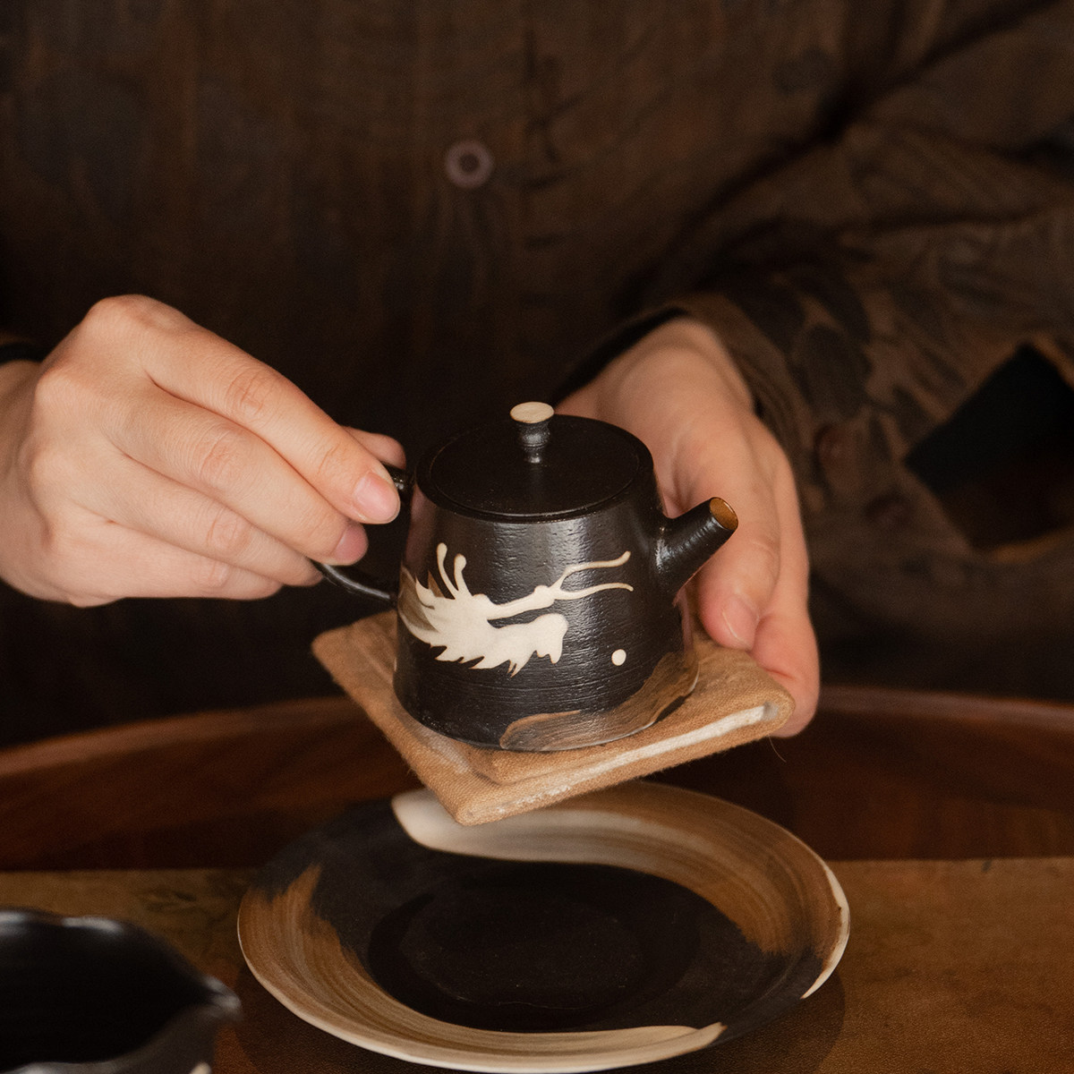 牧渔龙纹粗陶薄胎不烫手盖碗