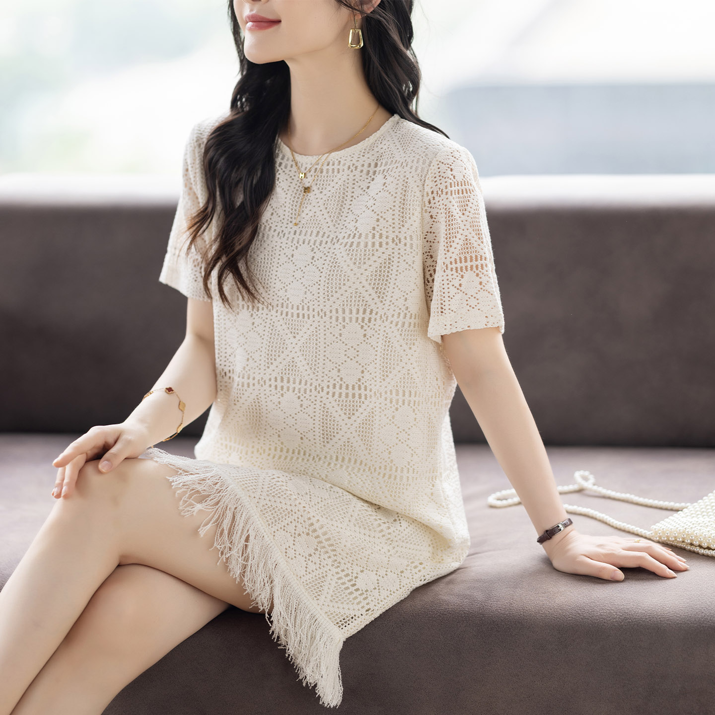 时尚精致气质短款宽松蕾丝连衣裙