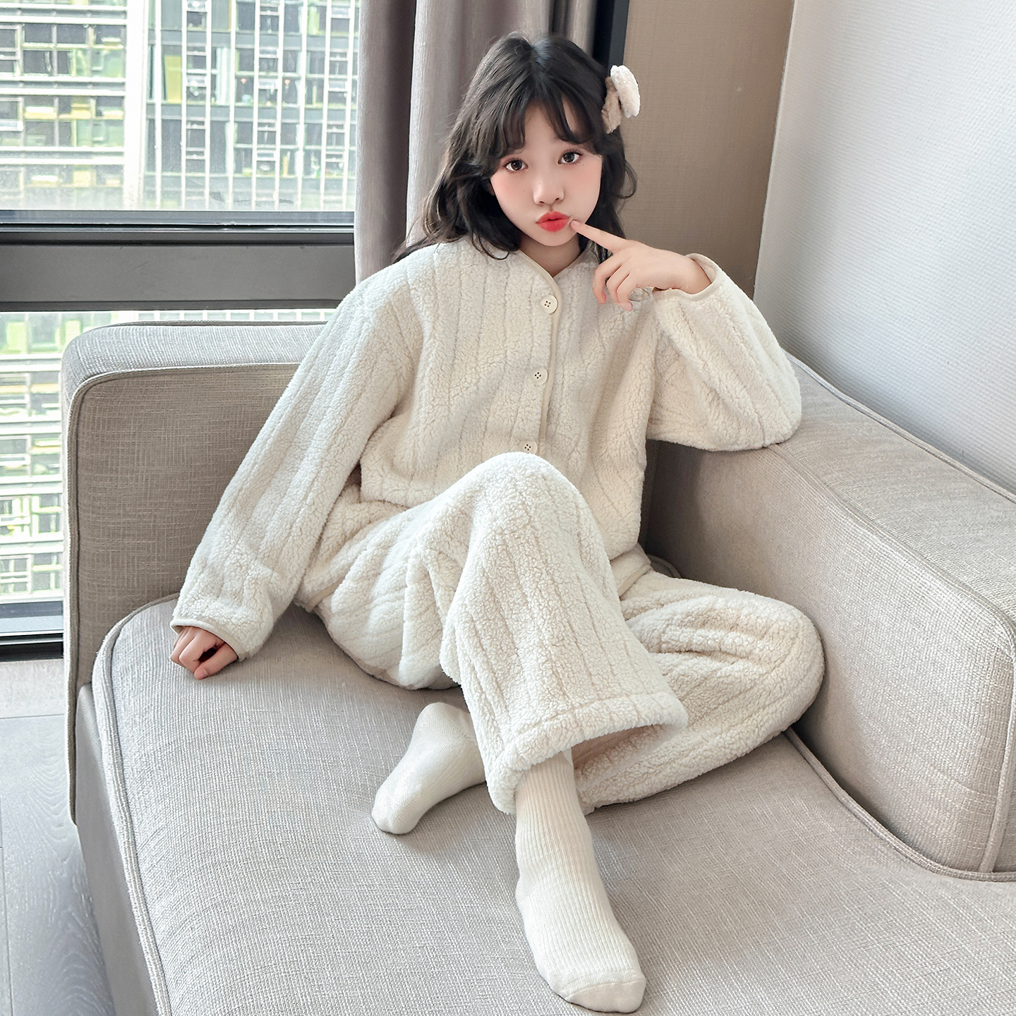 女童珊瑚绒睡衣秋冬款2025新款儿童女孩大童冬季加厚法兰绒家居服