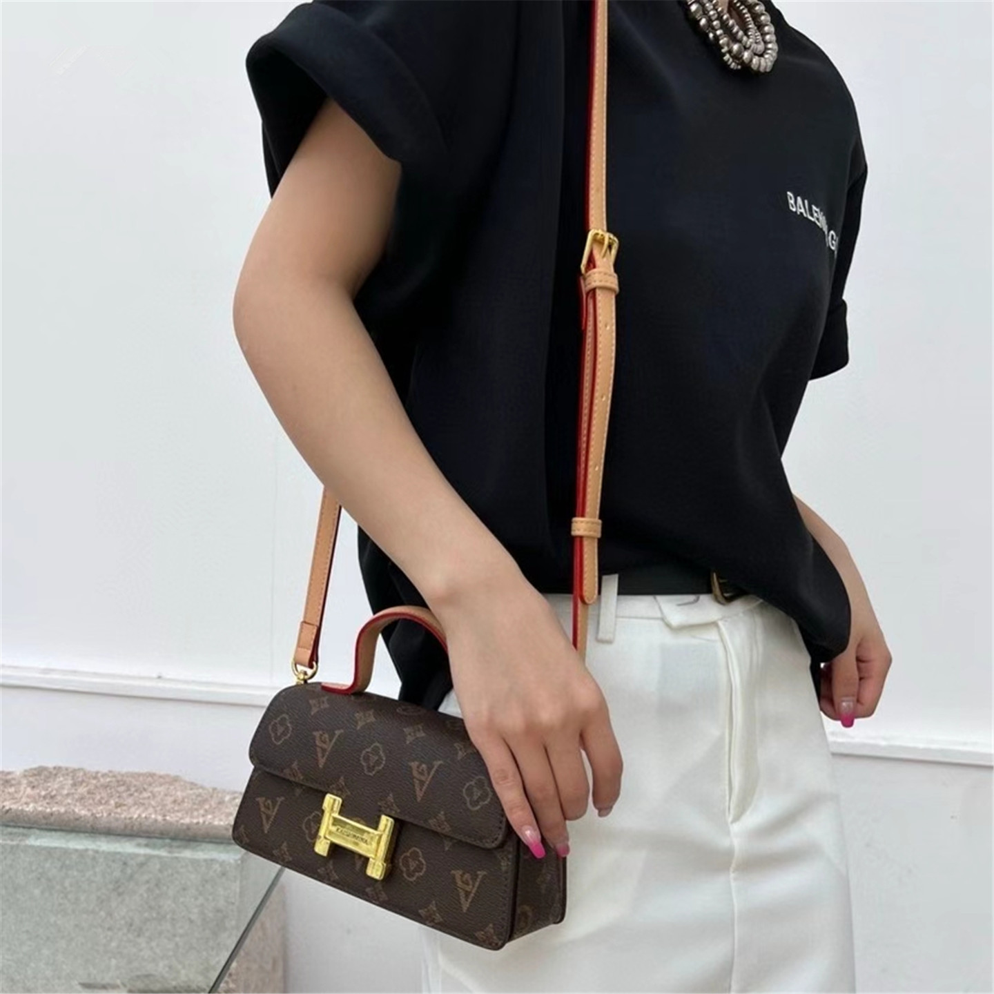休闲迷你百搭真皮印花定型款翻盖链条女包小方包休闲手提包斜挎包