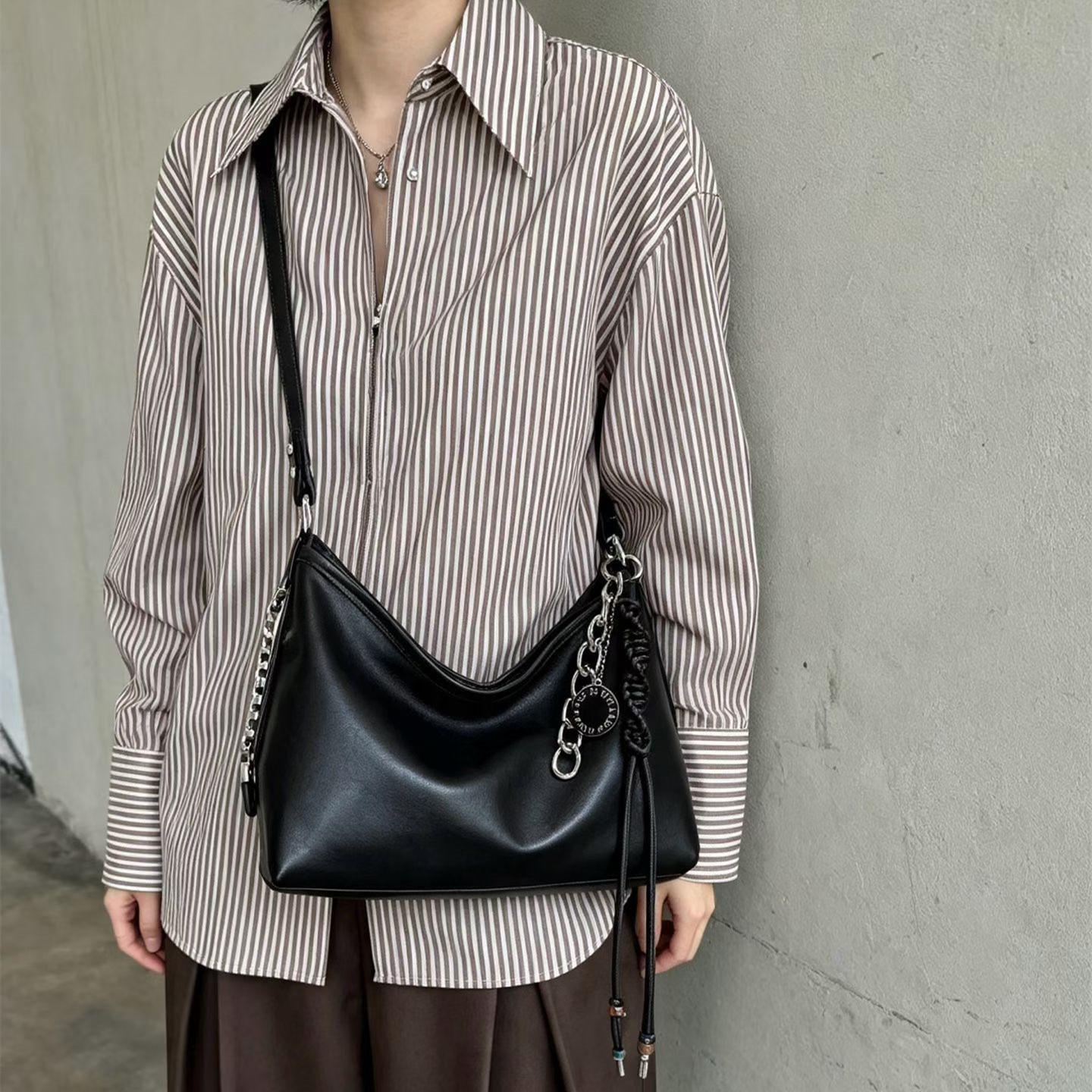 软皮hobo腋下包女2026秋季小众设计感大容量单肩链条流苏斜挎包包