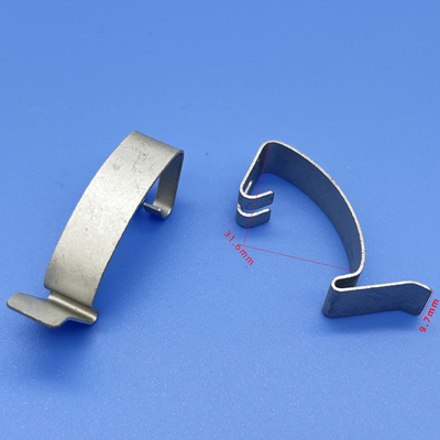 适用五十铃皮卡瑞迈庆铃达咖铃拓空气滤芯外壳卡子卡扣空滤壳勾子