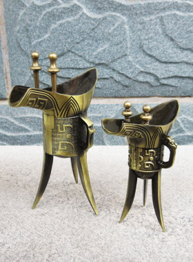 仿古爵杯酒柜摆件客厅2025新款装饰轻奢高档高端大气上档次新中式