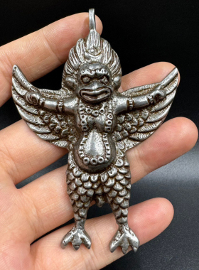 复古天铁金翅大鹏鸟护法藏式挂件尼泊尔密宗神鸟家用挂饰手把件