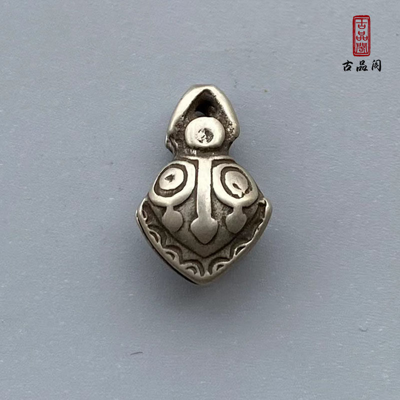 特价西藏手工鸭嘴铃铛小吊坠卡子手串手饰文玩配饰配件古朴经典款,饰品/流行首饰/时尚饰品新,其他DIY饰品配件,淘宝优惠券,粉丝福利购,淘宝优惠卷