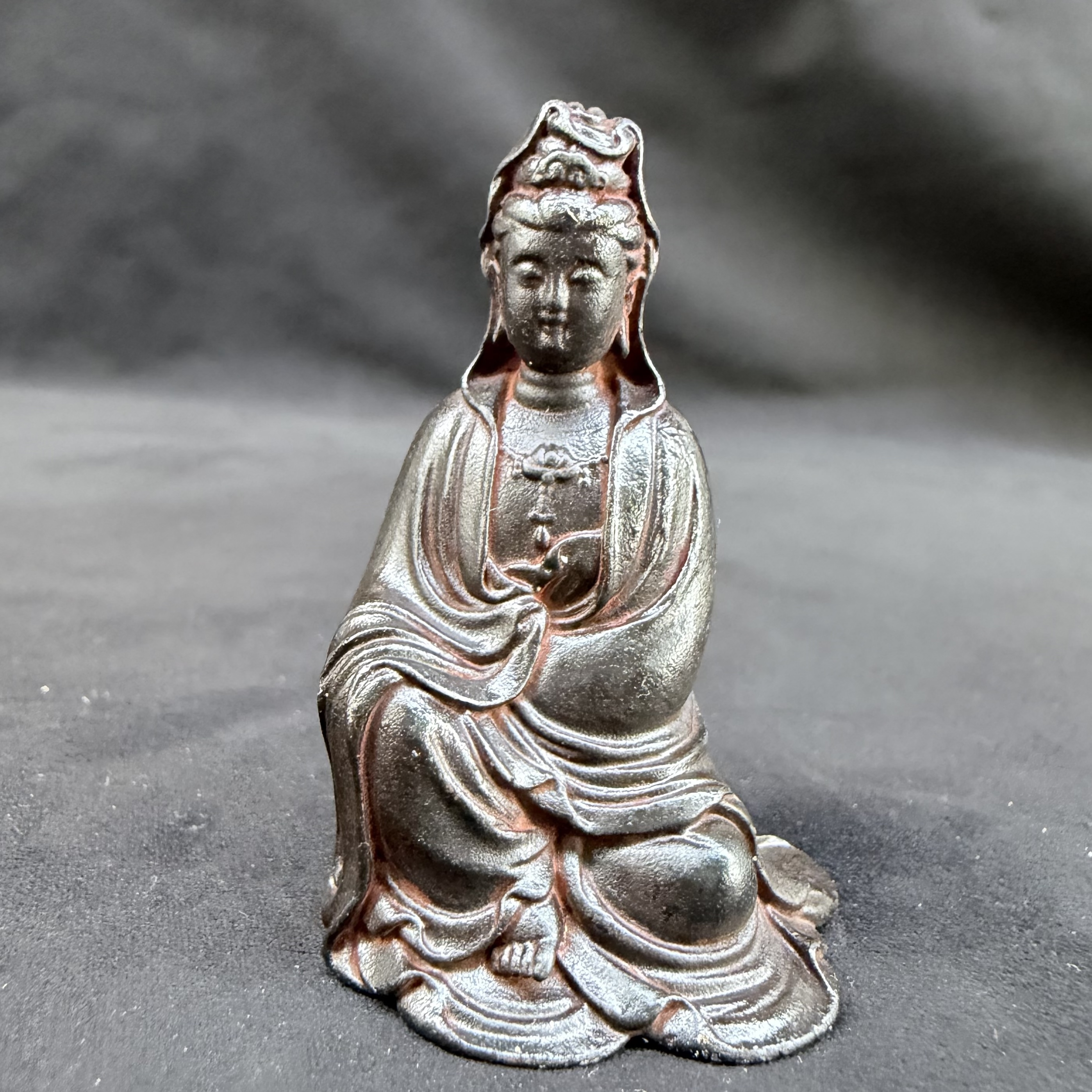 玄铁观音菩萨佛像小摆件复古天铁工艺桌面装饰寒铁民族风文玩