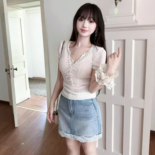 夏季V领蝴蝶结蕾丝短袖针织衫