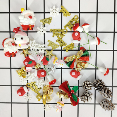 diy迷你松果圣诞树装饰配件铃铛丝带树脂雪人手工材料小蝴蝶结星