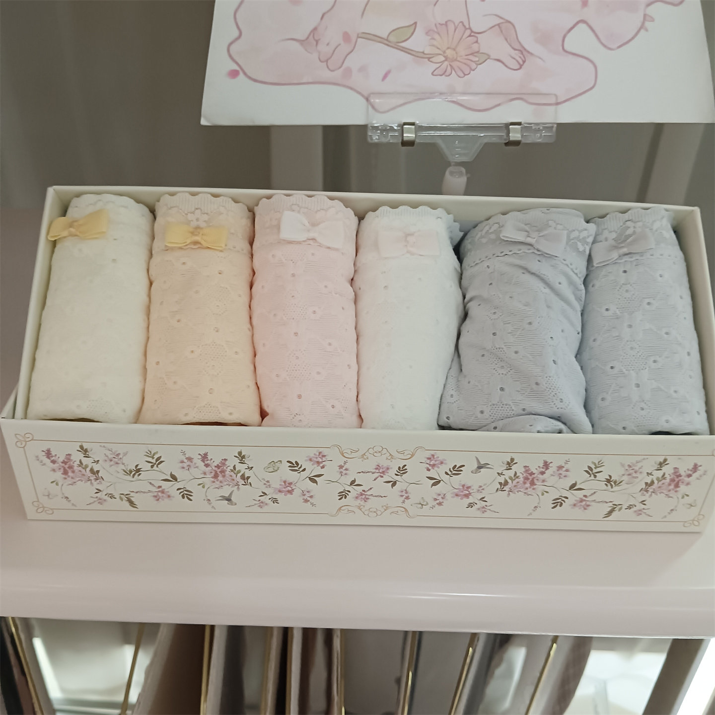 正品秘语内裤 花间絮语锦纶网孔舒适女士中腰平角裤62134/62135 - 实物图