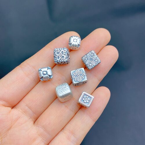 纯银唐草纹隔珠小花珠手链编绳