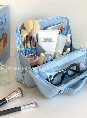 竖纹可立式化妆包外出便携大容量女收纳包旅行分区化妆刷洗漱包