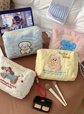 化妆包大容量女便携式外出化妆收纳包可爱手提杂物包旅行洗漱包