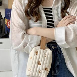 卡通刺绣星月小熊手提化妆包女大容量便携可爱小巧收纳包洗漱袋